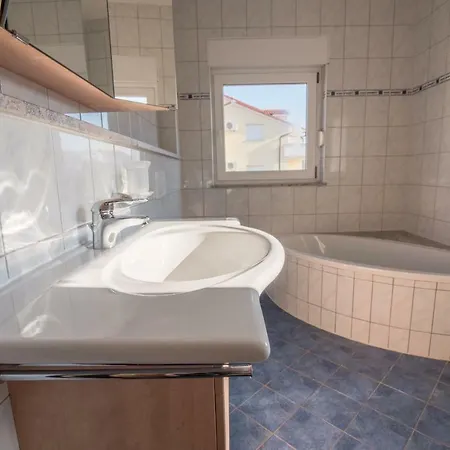 Appartamento Cvorak Vodice